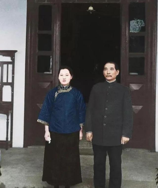 隋永清：宋庆龄晚年溺爱的养女，曾经开门一推，让宋庆龄摔倒在地
