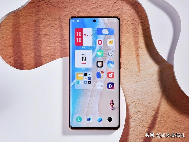 蓝绿大厂影像旗舰对决，vivo X80 Pro和OPPO Find X5 Pro谁更强