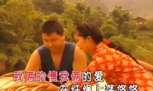 53岁于文华与二婚老公（二婚嫁未婚小伙）(24)