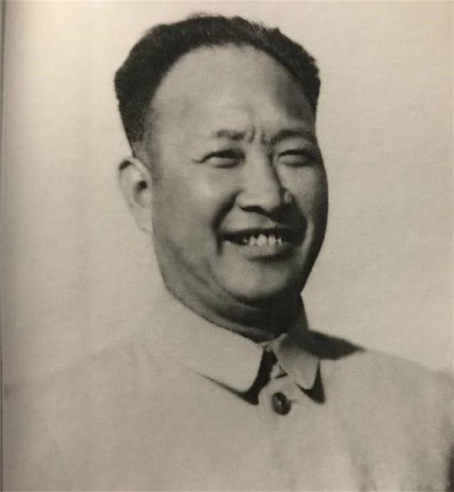 1967年广州机场，一英国老外带2只老鼠出境，差点盗走原子弹机密