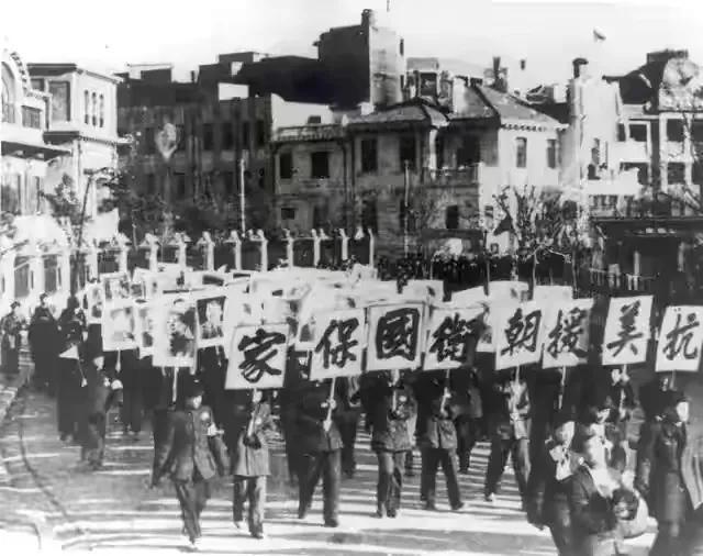 1986年，贵州一位老人看完《上甘岭战役》后说：上面怎么没有我呢