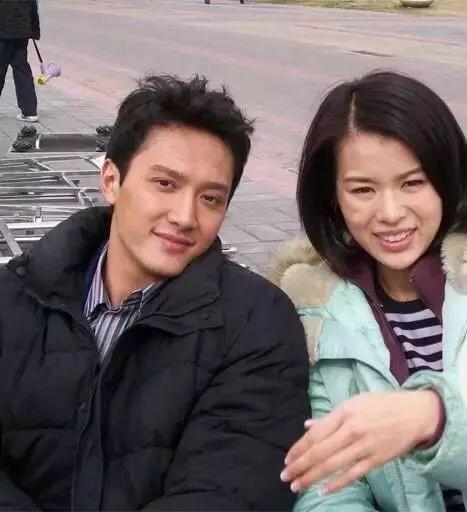 和赵丽颖离婚后，冯绍峰过得怎样了？