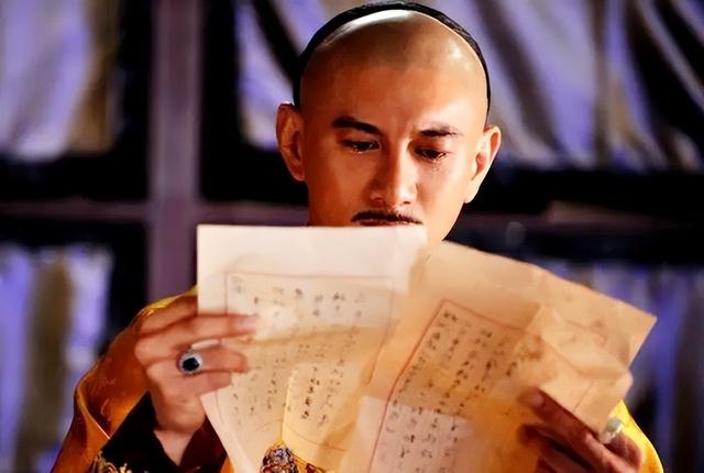 雍正去浙江视察，见大臣亲自给灾民发粥，回京后立刻举荐他升职