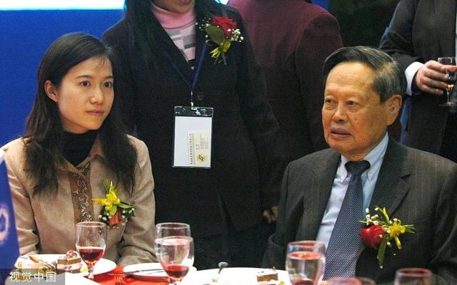 英国有个天才是牛顿，德国是爱因斯坦，那中国的是谁呢？
