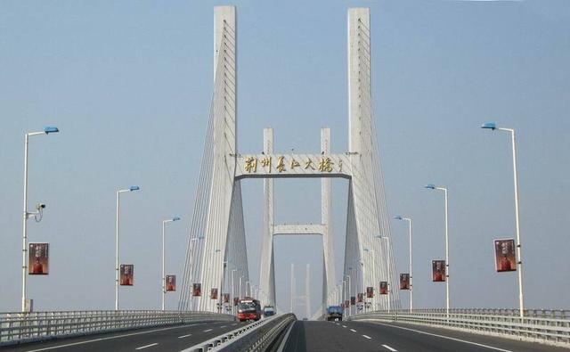 湖北将新建4座长江大桥，荆州就占了3座，观音寺桥是双层吗？