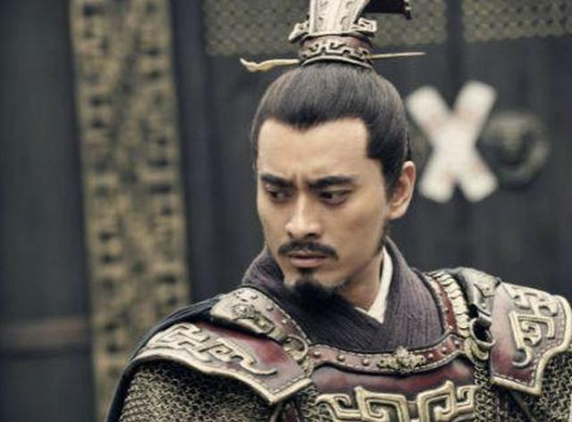 上海疫情下的明星百态：彭于晏被误认“大白”，俩演员真是志愿者