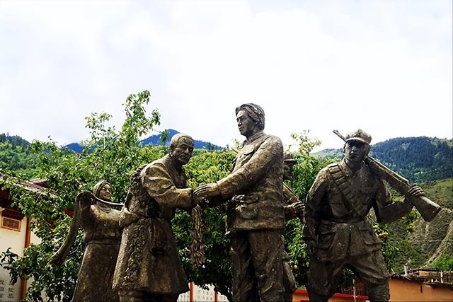 伟人写了什么，让美国人连连称赞？更是放言早知道绝不攻朝