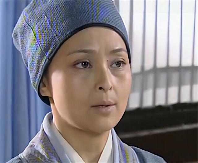 仁义师太绝食7日圆寂，坐缸3年肉身不腐，女性特征消失