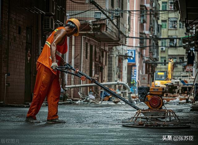 老龄化 | 55岁老人被辞退，能去做什么工作？