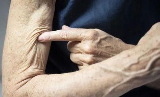 年龄越大应该少吃肉，还是多吃肉？50岁后，这4种肉可以多吃点