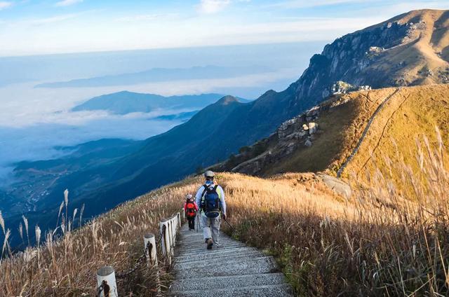登山，是一场修行，愿我们的修行功德圆满