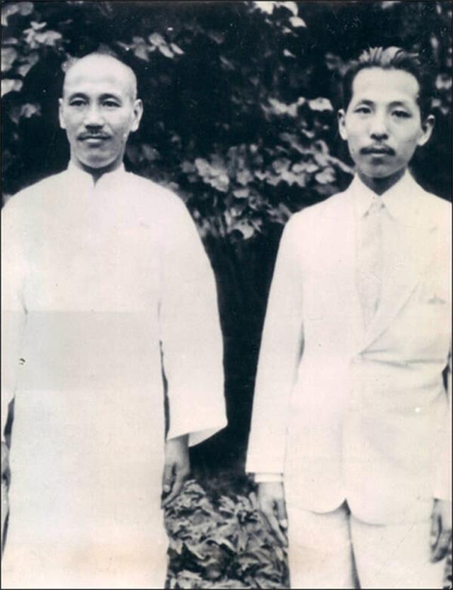 于凤至病逝海外，墓碑上留下四个字，前夫张学良见之老泪纵横