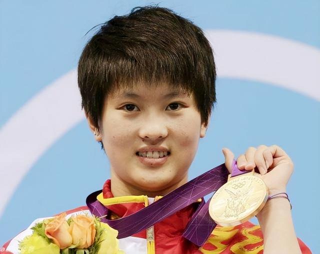 奥运五金王真霸气！全红婵新教练首次发声：她在我这可不是明星