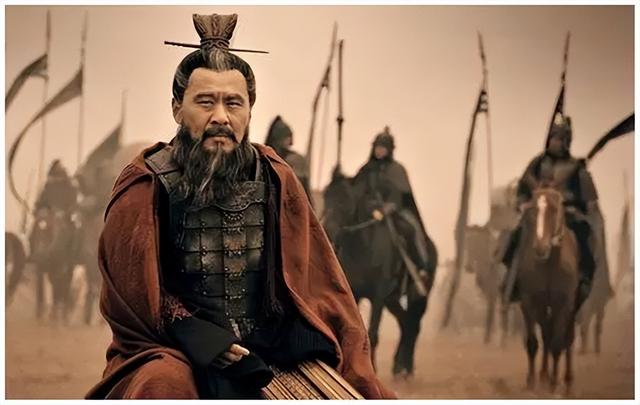 诸葛亮为啥无法统一三国，毛主席评价得很到位：他有3个欠缺