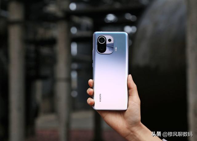 不降价确实卖不动，雷军将小米11 Pro降1800，香味很足了
