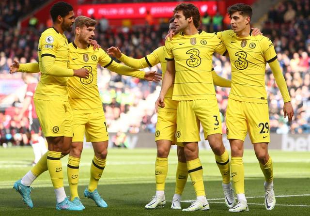 6-0！2-1！1-0！英超豪门悲喜夜：13冠王+3冠王倒下，8亿战舰狂胜
