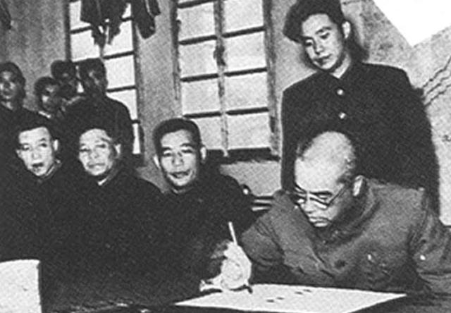 抗美援朝即将胜利，主席为何又调24万大军入朝？事后才知有多高明
