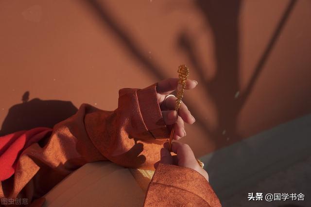 《菜根谭》：心智淡泊，不忘抱负