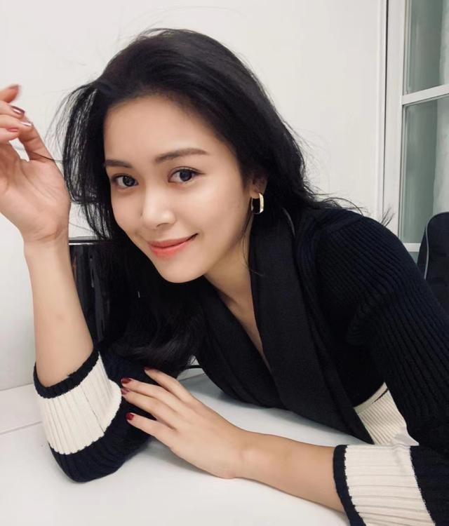 又走一个！知名港星侄女进TVB两年不获重用，离巢转战内地当女一