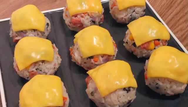 孩子吃饭总浪费 早餐这样做营养美味又暖胃，孩子爱吃也不浪费