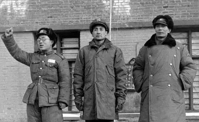 1950年，郑洞国想回家种地，周总理大惊：你是起义将领，怎能种地