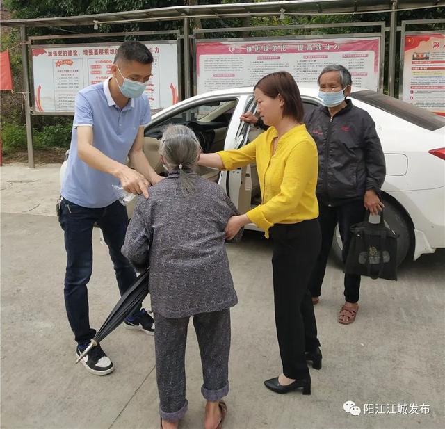 双捷、埠场、岗列、城西：用心用情为老年人接种疫苗
