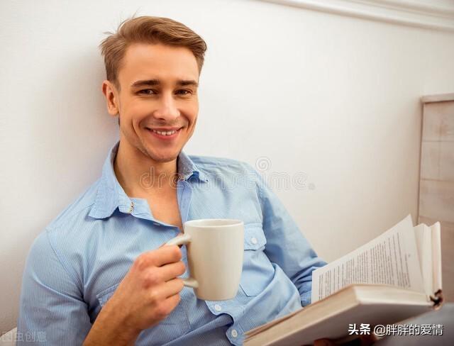 修养，是知人不评人；耳不闻人之非，目不视人之短，口不言人之过