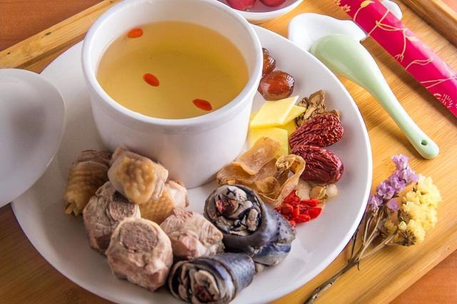 韭菜是结节“加速剂”吗？消化科主任：不想结节癌变，少吃6物