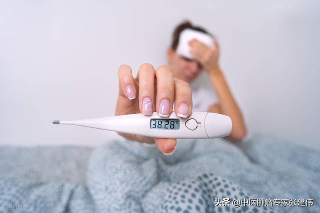 悄無聲息的“膽囊癌”，從不吃早飯開始！出現這幾個癥狀要注意