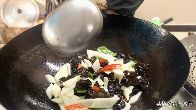建议中老年人：春季要多吃6种“碱性蔬菜”，调节平衡，润燥去火