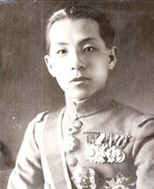 当年活捉蒋介石的孙铭九，在西安事变结束后，解放后怎样了？