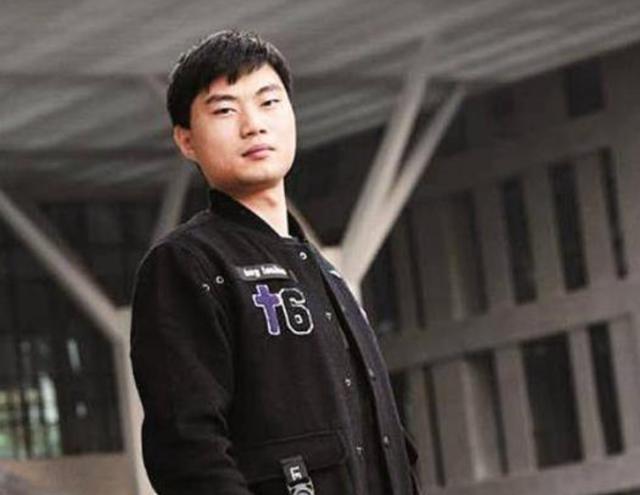 90后博士左鹏飞：毕业就年薪201万，阿里腾讯抢着要，有何特殊？