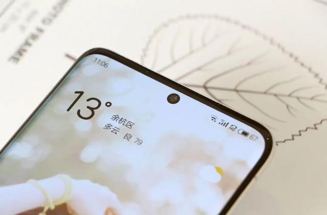缺点明显的“曲面屏手机”，为什么买的人反而越来越多了？