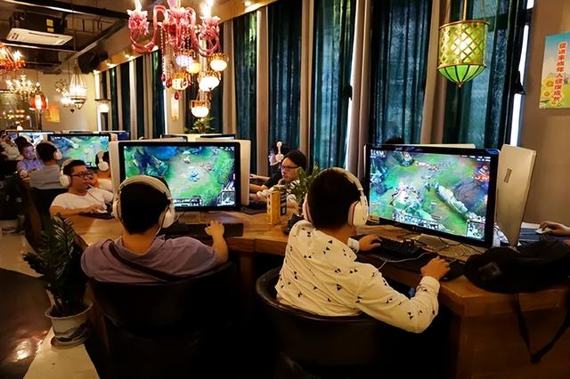 湖北女首富赖春临，摆摊起家，如今身家已达60亿