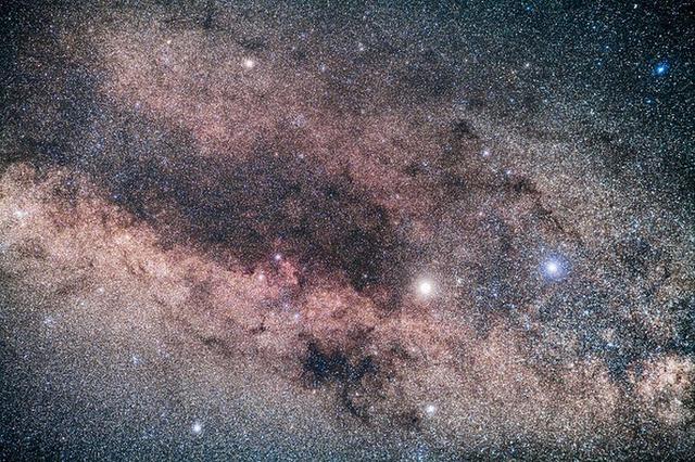 国外科学家提出反宇宙理论：在与我们平行的世界里，时光会倒流