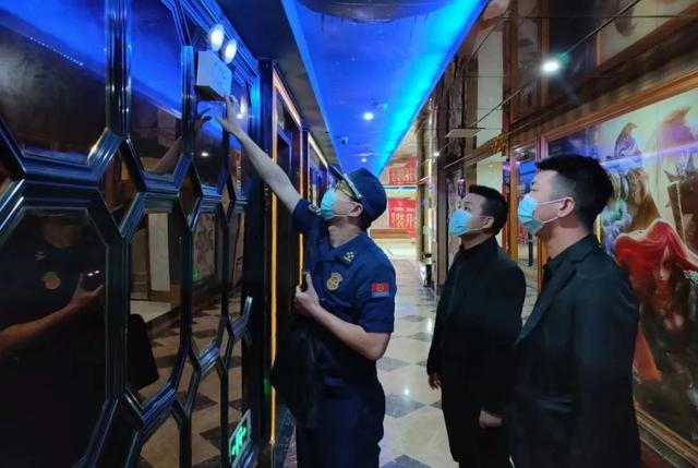 “五一”小长假，“火焰蓝”持续护航