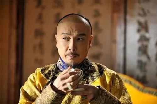 康熙最长寿儿子：手握兵权却未参与九子夺嫡，70岁仍被乾隆重用