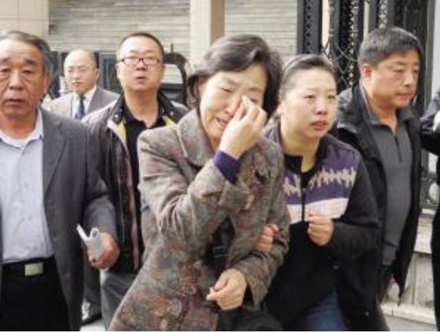 2011年大连交警被当街打死，打人者极其嚣张我爸是大官！后来怎样