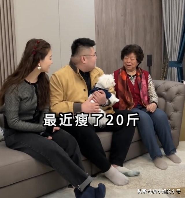 2022年开始才42天，就有6位网红官宣婚讯，最小的才22岁
