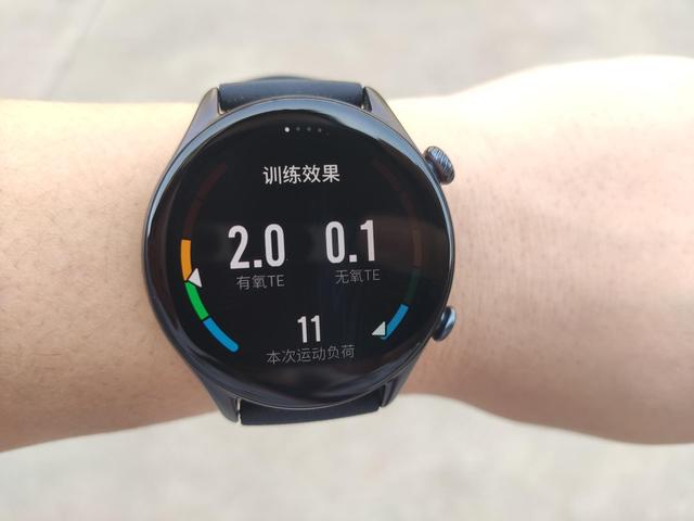 智能手表天花板，颜值运动兼备：华米跃我GTR3 PRO智能手表