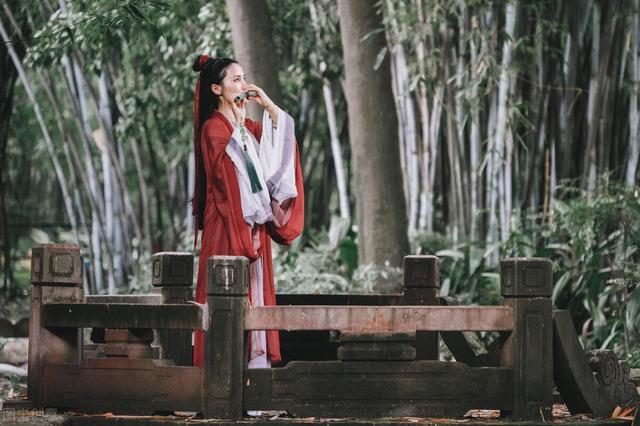 优美古代诗句：人生海海，山山而川