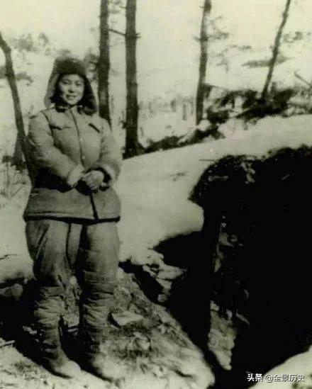 26年后，上甘岭坑道唯一女兵，在纽约餐厅被当年美军俘虏一眼认出
