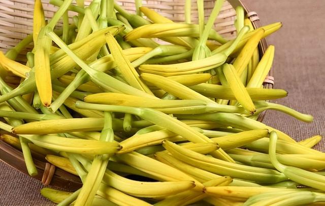 这7类蔬菜带“毒素”？医生：吃前请焯水，再懒也别忽视