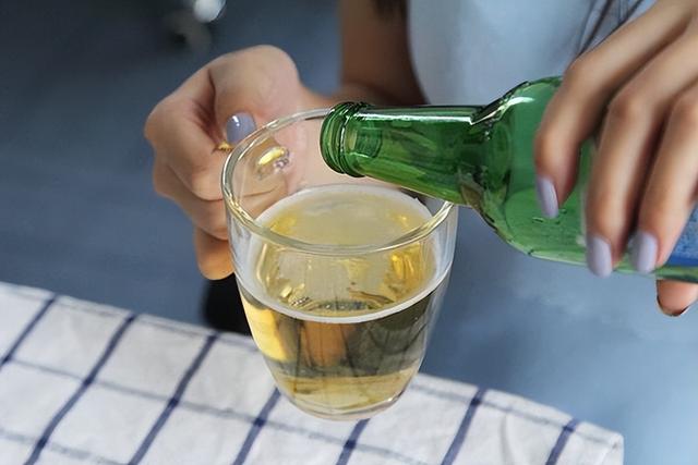 每晚喝一瓶啤酒，身体会有哪些影响？关于喝酒必须要知道的5件事