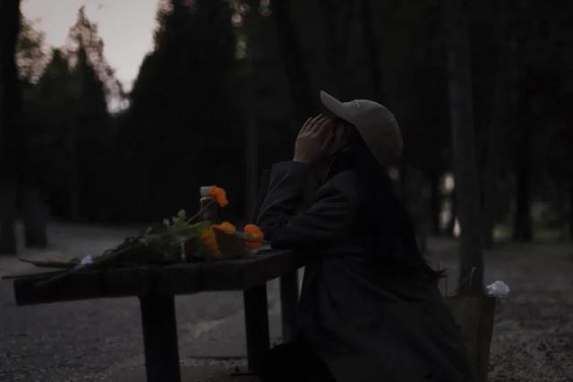 让男人真正感觉到失去你的说说(为了一个男人失去自我的说说)