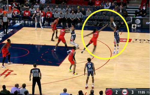 双子星爆发火箭却遭猛龙逆转点印证人难辞其咎 新闻时间