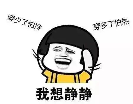 惊魂实拍：小车突然“漂移”撞上大货车，安全气囊全弹了出来！