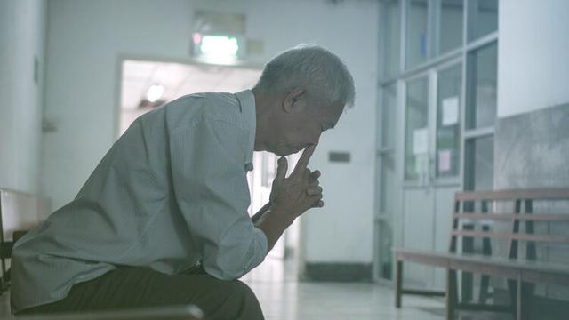 寿命与体重有关？研究：60岁后微胖老人或更长寿，你体重达标了吗