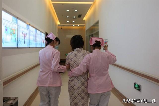 奥美拉唑餐前吃还是餐后吃？长期服用有何危害？听听医生怎么说