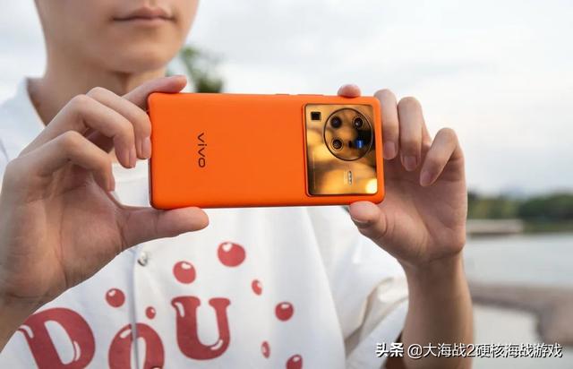 vivo X80 Pro 以引领之姿，刷新移动摄影的上限